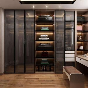 定制衣柜用玻璃門好不好? 定制衣柜用玻璃門好不好?